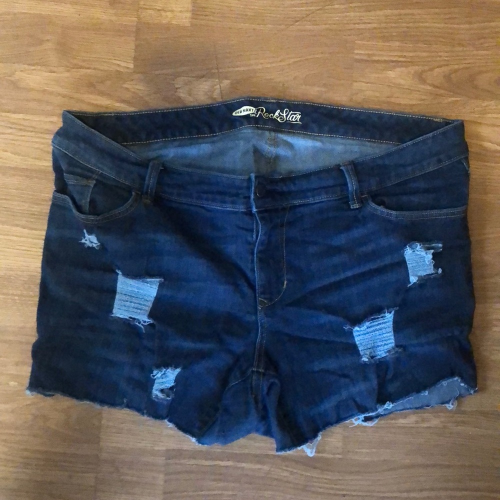 Old Navy distressed jean shorts